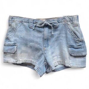 Vanilla Star Light Wash Denim Roll-Cuff Cargo Shorts